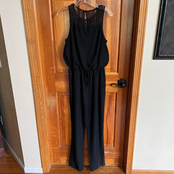 City Triangles Sleeveless Jumpsuit with Lace Yoke Size Medium - Picture 4 of 10